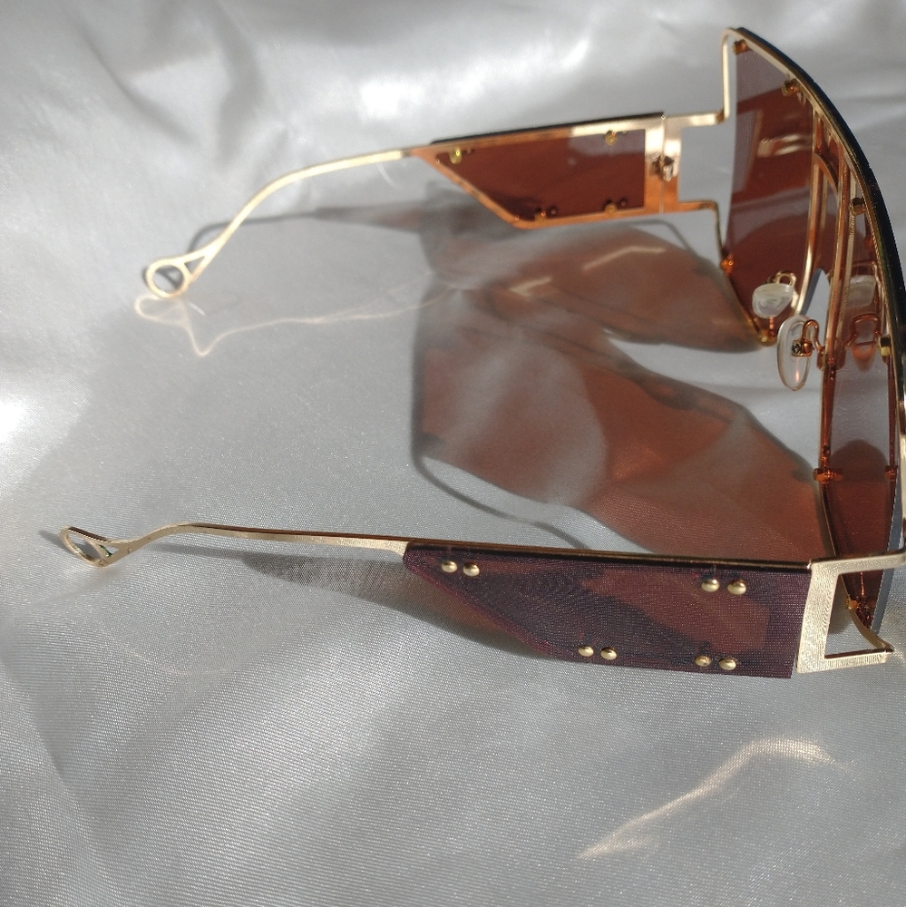 Brown high fashion sunglasses - Picture 4 of 7